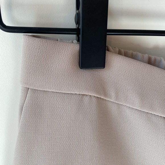 Theory straight leg pant in khaki - Picture 3 of 4